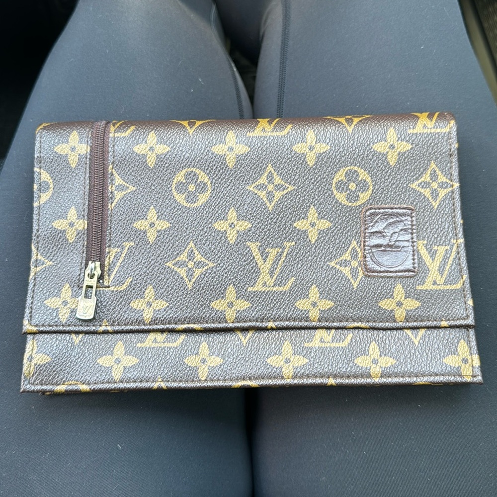 Authentic Louis Vuitton Clutch
